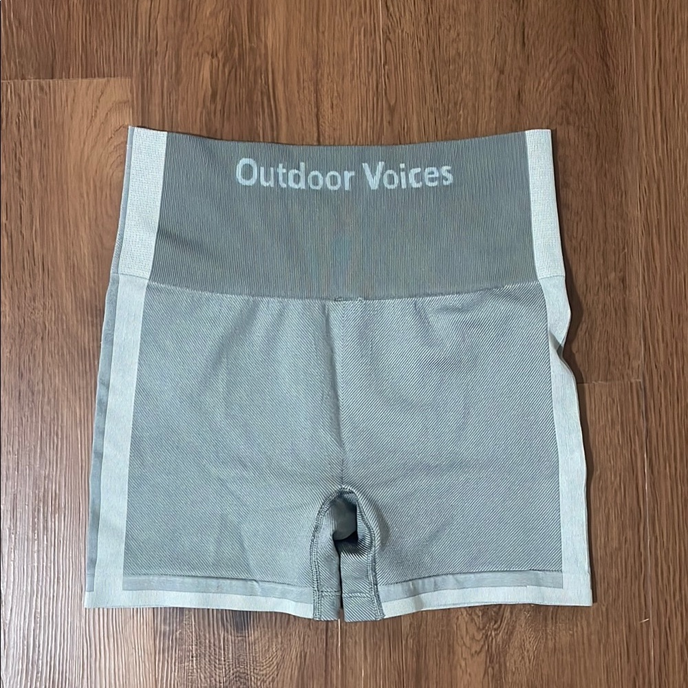 outdoor voices biker short